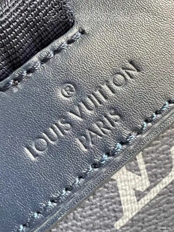 Cheap MM VUITTON CHRISTOPHER LOUIS 0517